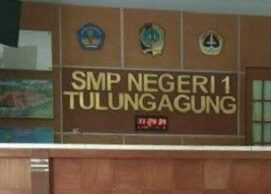 STUDY TOUR TERKESAN AJANG BISNIS, BUKAN SARANA PEMBELAJARAN.