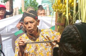 Tonjolkan Nilai Kesakralan, Wisata Budaya Jamasan Kyai Upas Jauh Api Dari Panggang