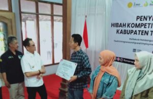 38 PETANI MUDA DAPAT HIBAH KOMPETITIF