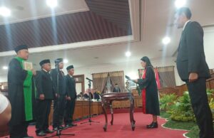 Pelantikan Wakil Ketua DPRD Tulungagung: Pj Bupati Dorong Percepatan Pembahasan APBD 2025