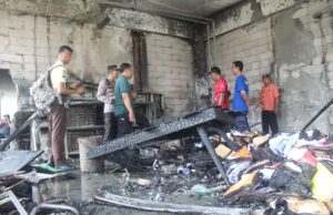 Gedung Syaifuddin Zuhri UIN Satu Tulungagung Terbakar, Lantai 1 Hangus