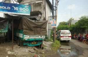 Kecelakaan Maut di Karangrejo, Pengendara Motor Tewas Terjepit, Sopir Truk Diamankan