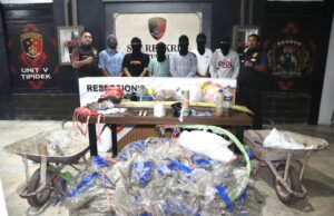 Polisi Amankan Enam Remaja yang Menerbangkan Balon Udara Liar di Boyolangu