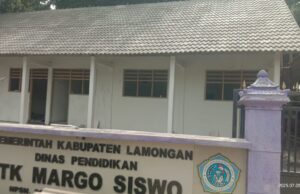 Pembangunan Gedung TK Margosiswo Desa Bluluk Kecamatan Bluluk Pengerjaanya Sesuai Rab Dan Sudah Tahab Vinising.