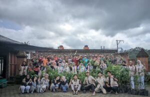 Desa Jajar Trenggalek Dihijaukan Mahasiswa KKN UIN