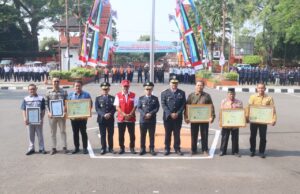 Hari PMI dan Harhubnas 2025, Pemkab Mojokerto Beri Penghargaan ke Relawan dan Insan Perhubungan