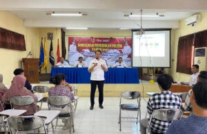 Bakesbangpol dan KPU Kabupaten Beri Literasi Pendidikan Politik Mahasiswa STIE Al-Anwar Mojokerto