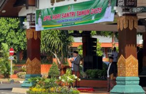 Momen Hari Santri 2025, Bupati Albarraa Dorong Santri Mojokerto Jadi Penggerak Peradaban Digital