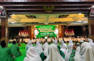 Malam Shalawatan di Pendopo, Bupati Mojokerto Singgung Framing Televisi Nasional Soal Santri