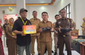 Resmi Bersertifikat TKDN, Bupati Albarraa: Produk Lokal Mojokerto Siap Bersaing di Rantai Pasok Nasional
