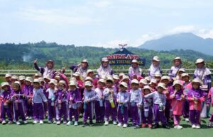 Ciptakan Momen Hangat, TK Mutiara Anak Sholeh Mojokerto Gelar Family Gathering dan Wisata Edukasi di Cimory Dairyland