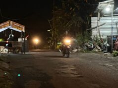 Gorong-Gorong Mojolegi Jebol, Warga Pasang Posko Mandiri Demi Amankan Jalur Alternatif Jolotundo Trawas Mojokerto