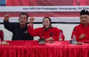 Targetkan 50 Persen Kader Muda Hadapi Pemilu 2029, PDI Perjuangan Tulungagung Dorong Transformasi Organisasi dok, ketua DPC PDI Perjuangan Erma Susanti saat memberikan Arahan