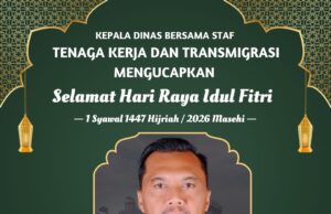 Kepala Disnakertrans Bersama Staf Mengucapkan Selamat Idul fitri