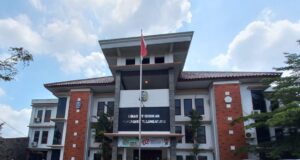 Dinas Pendidikan Tulungagung Menyerahkan SK Plt Kepala Sekolah, Paska OTT KPK