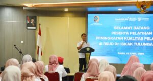 PLT. BUPATI TULUNGAGUNG RESMIKAN PELATIHAN PENINGKATAN KUALITAS PELAYANAN DI RSUD dr. ISKAK