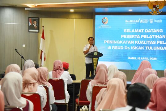 PLT. BUPATI TULUNGAGUNG RESMIKAN PELATIHAN PENINGKATAN KUALITAS PELAYANAN DI RSUD dr. ISKAK
