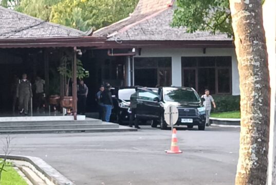 KPK Geledah 7 Lokasi, Terkait OTT Kabupaten Tulungagung, Rp 95 Juta di Temukan