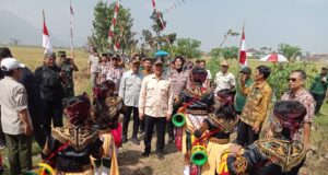 Produksi Padi Naik Cukup Signifikan, Plt Bupati Ahmad Baharudin Mengapresiasi Petani