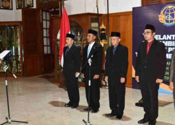Lima Camat diKabupaten Tulungagung diLantik Kantah ATR/BPN Menjadi PPATS