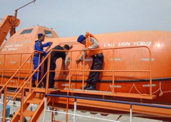 Satpolairud Lamongan dan KSOP Sidak KMP Gili Iyang di Pelabuhan ASDP Paciran