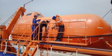 Satpolairud Lamongan dan KSOP Sidak KMP Gili Iyang di Pelabuhan ASDP Paciran